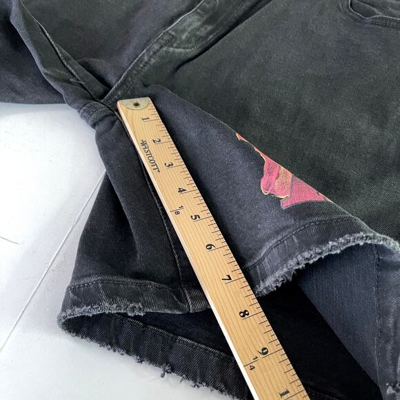 Homme + Femme NEW Distressed Flames Logo Jean Shorts Mens Sz 36 Black Stretch - Picture 9 of 10